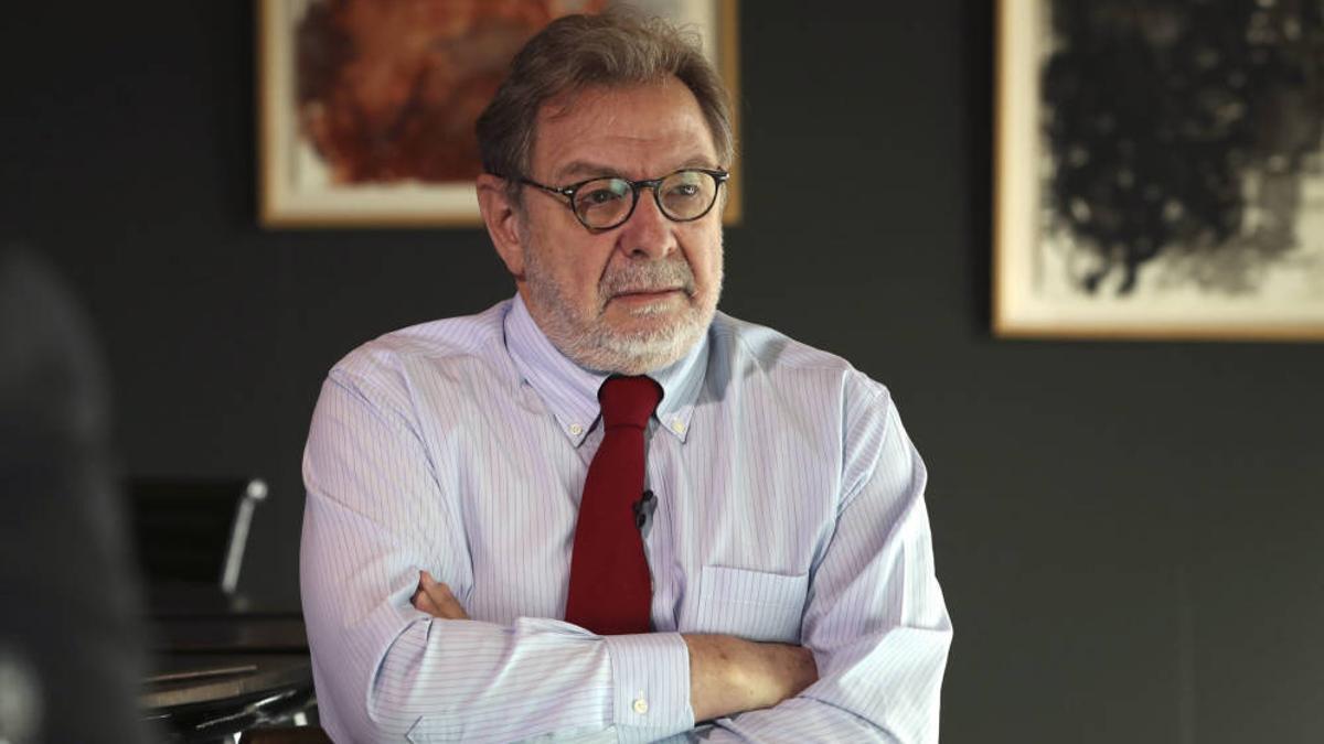 Prisa despide a Juan Luis Cebrián como presidente de honor de El País por 