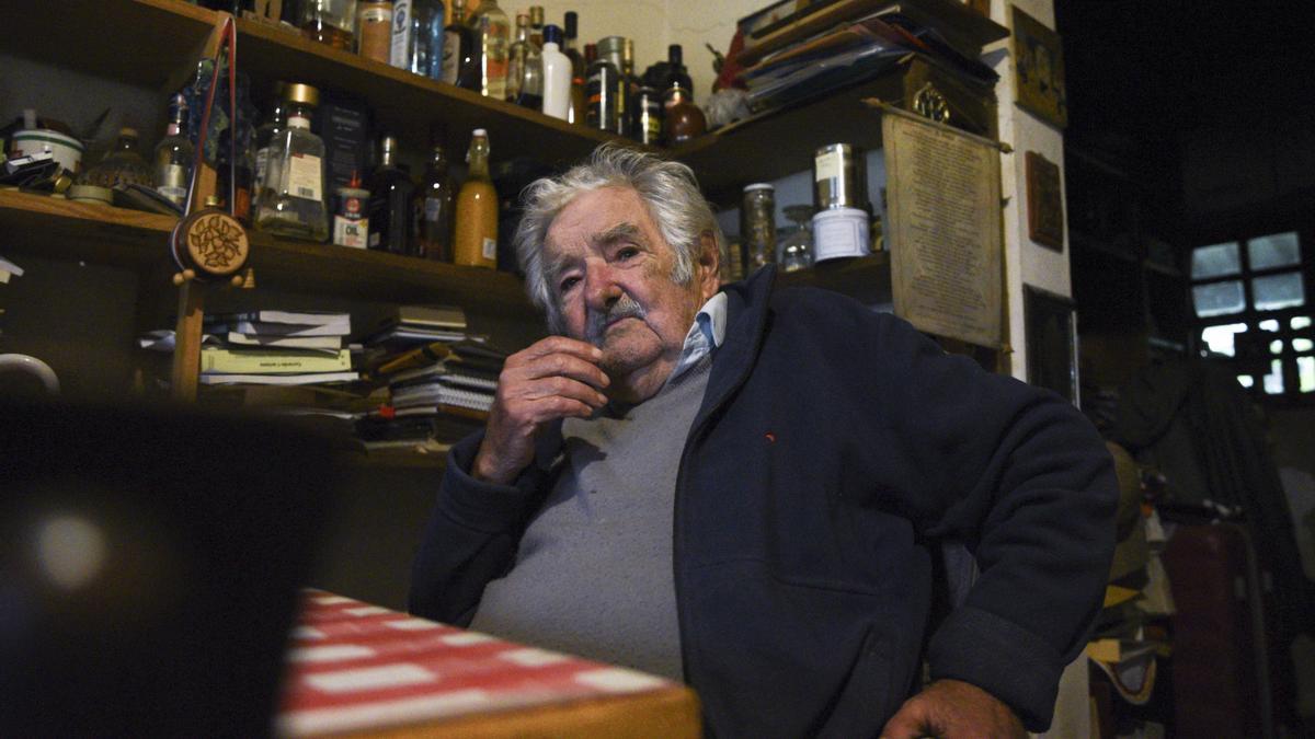 José Mujica anuncia que tiene un tumor en el esófago