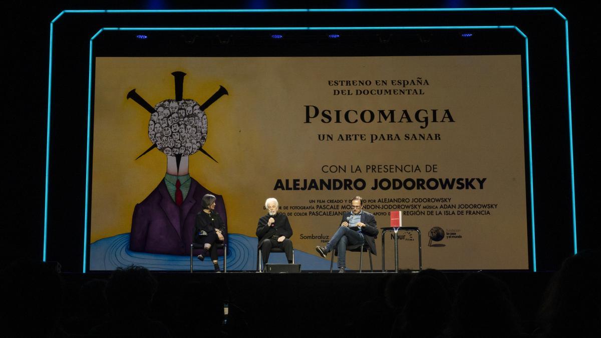 Pascale Montandon-Jodorowsky, Alejandro Jodorowsky y Diego Moldes