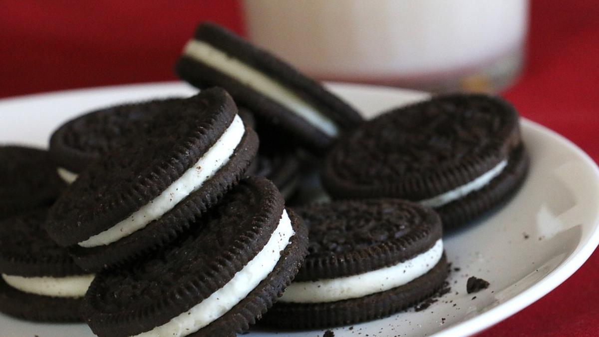 Bruselas multa a la empresa de Milka y Oreo por torpedear la competencia