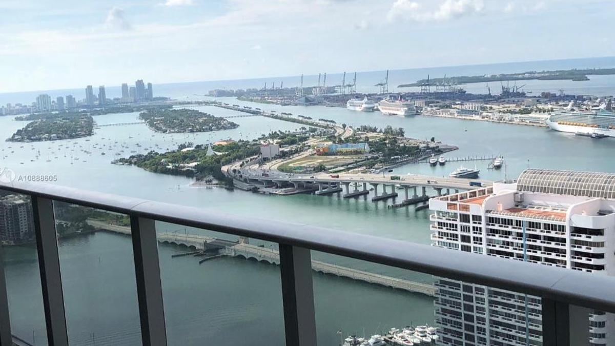 Vista desde una de las unidades en el condominio Aria on the Bay, Miami