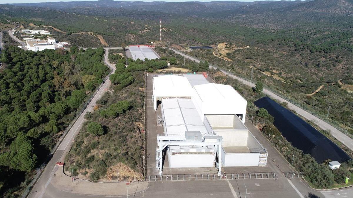 Detectan nuevas filtraciones de agua en el cementerio nuclear de El Cabril tras sobrecostes millonarios