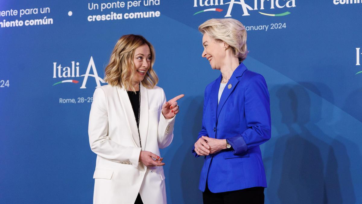 Meloni y Von der Leyen, en una cumbre en Roma