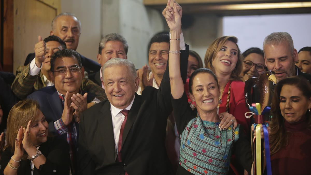 López Obrador, el presidente que cambió el tablero político de México y dice adiós con una gran popularidad