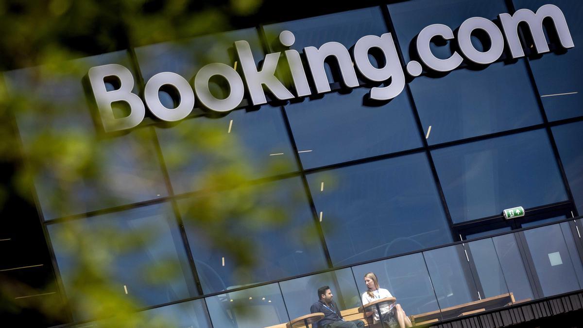 Competencia cierra la puerta a un pacto con Booking para reducir la multa de 486 millones