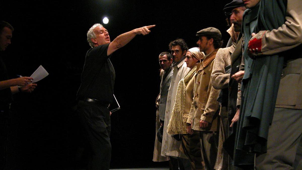 José Carlos Plaza en un ensayo