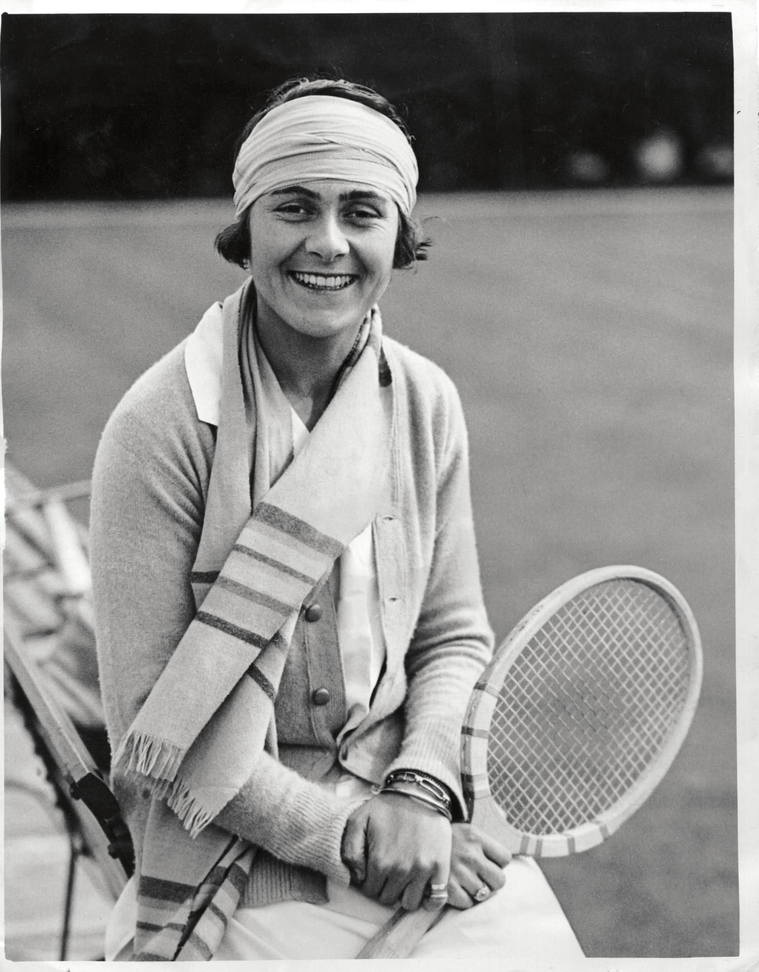 Lilí Álvarez, sonriendo entre dos partidos de Wimbledon