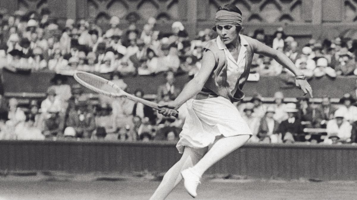 Lilí Álvarez, la primera deportista olímpica española que revolucionó el tenis con su falda pantalón