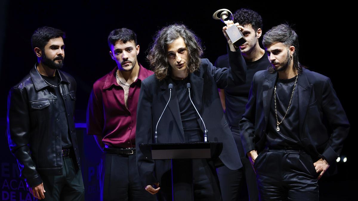 Arde Bogotá arrasa en los primeros premios anuales de la refundada Academia de la Música