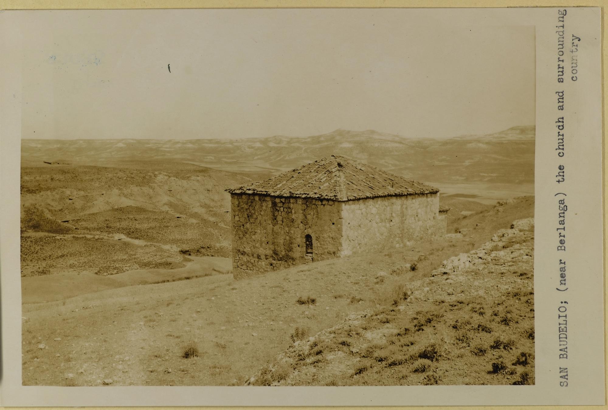 Exterior de la ermita de San Baudelio (Casillas de Berlanga, Soria)