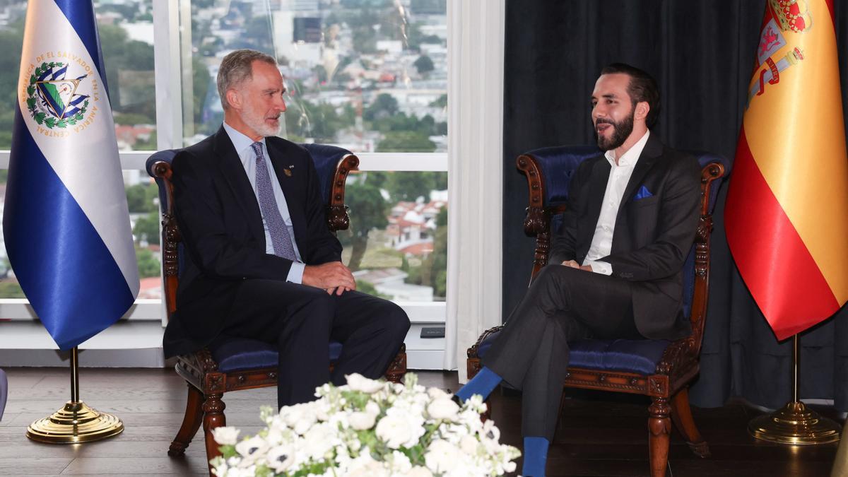 Nayib Bukele es investido para un segundo mandato consecutivo en El Salvador