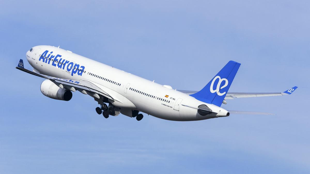 Un vuelo de Air Europa aterriza de urgencia en Brasil por fuertes turbulencias que dejan a siete heridos