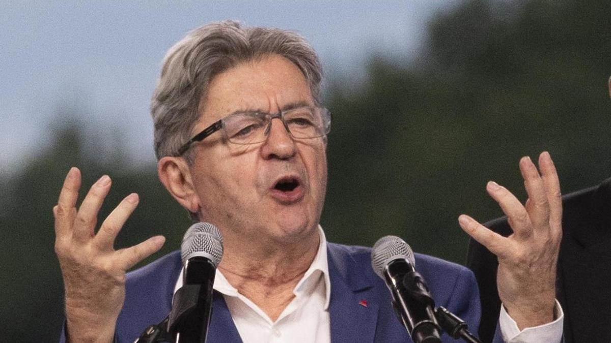 Mélenchon respalda a Huguette Bello, presidenta del consejo regional de La Reunión, como candidata a primera ministra de Francia