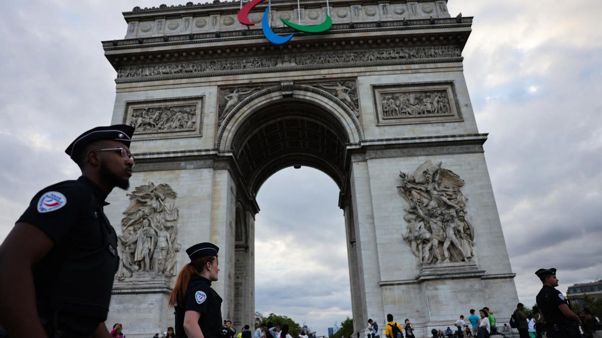 Francia se adentra en unos Juegos Olímpicos en pleno limbo político