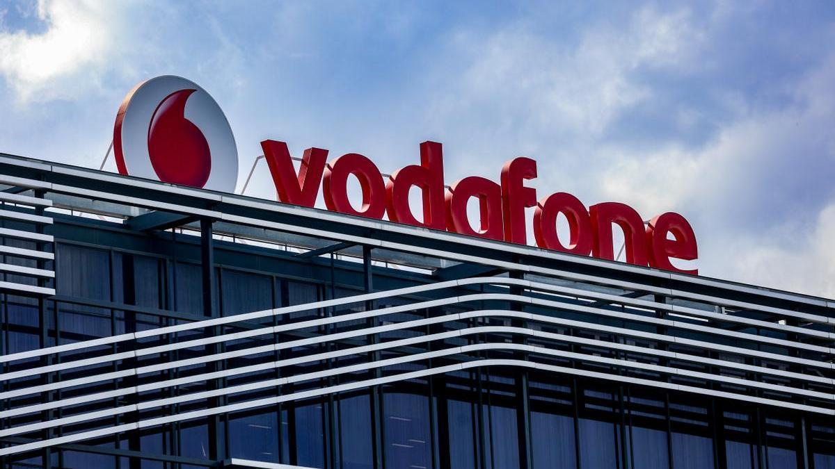 El fondo Zegona reduce el ERE de Vodafone España en 100 personas, hasta un máximo de 938 empleados