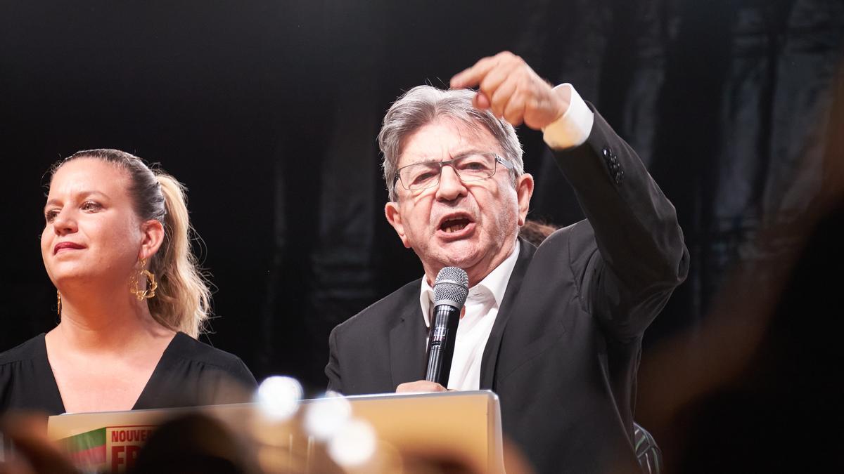 Mélenchon suspende la negociación sobre el Gobierno y pide a los socialistas que dejen de bloquear candidaturas