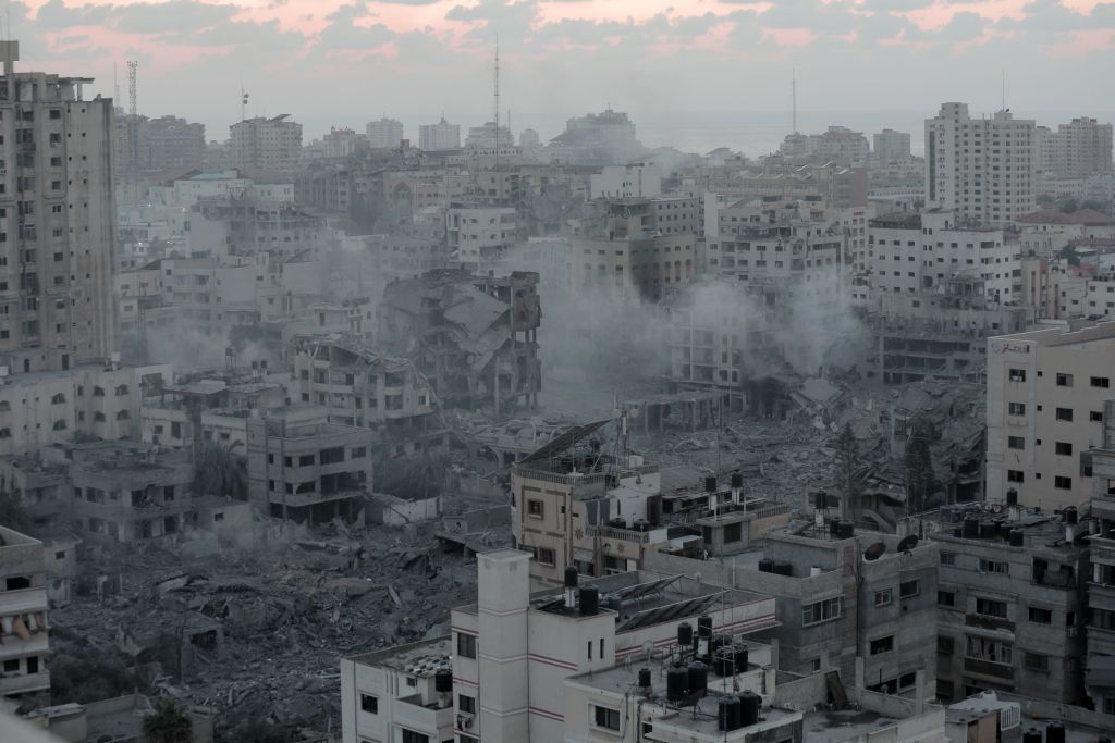 Bombardeos sobre la Ciudad de Gaza el 12 de octubre de 2023, pocos días después del comienzo de la ofensiva israelí.