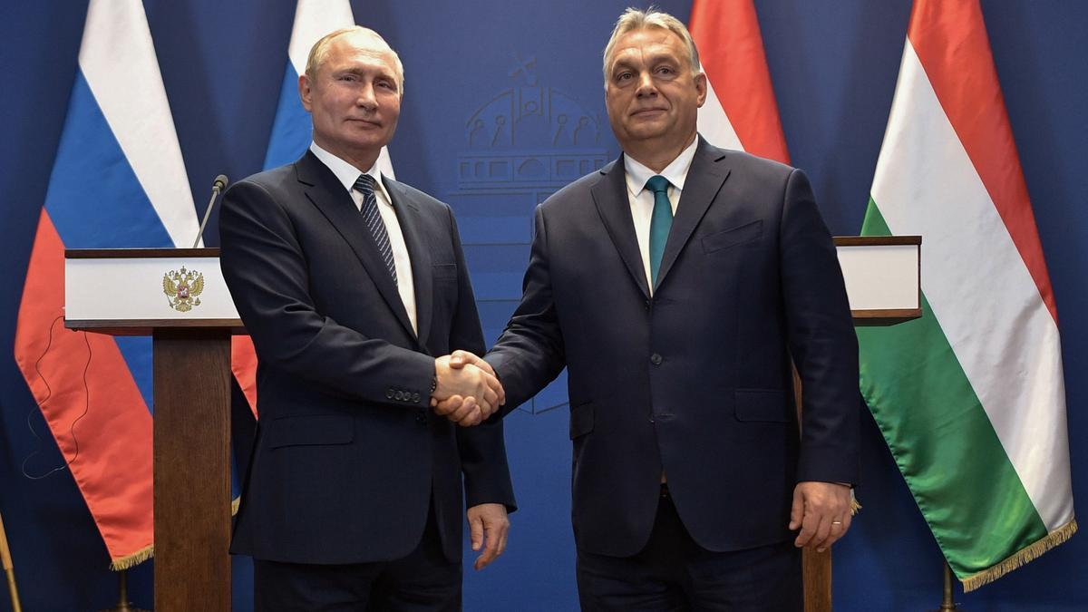 Orbán llega a Moscú para reunirse con Putin