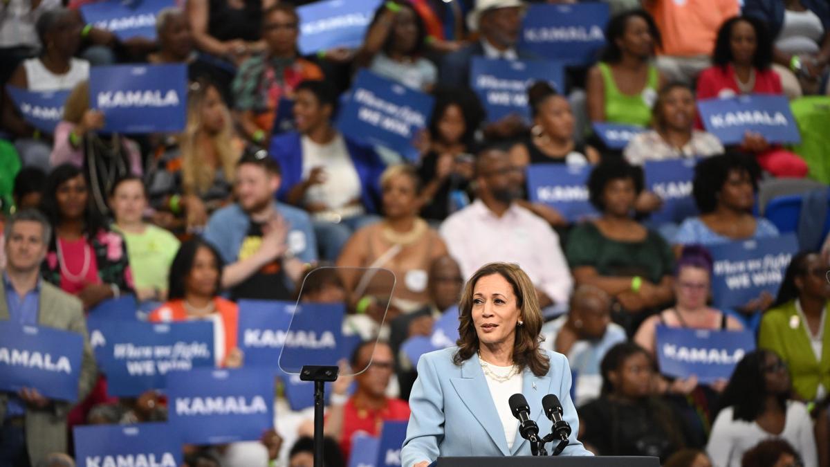 Kamala Harris acelera el paso en la campaña y presentará a su candidato a vicepresidente el martes en Filadelfia