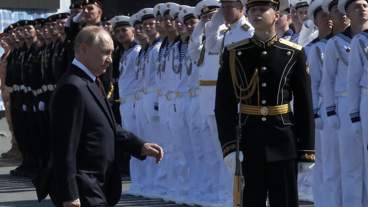 Ucrania dice haber hundido un submarino ruso en Crimea