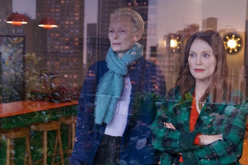 Tilda Swinton y Julianne Moore en 'La habitación de al lado'