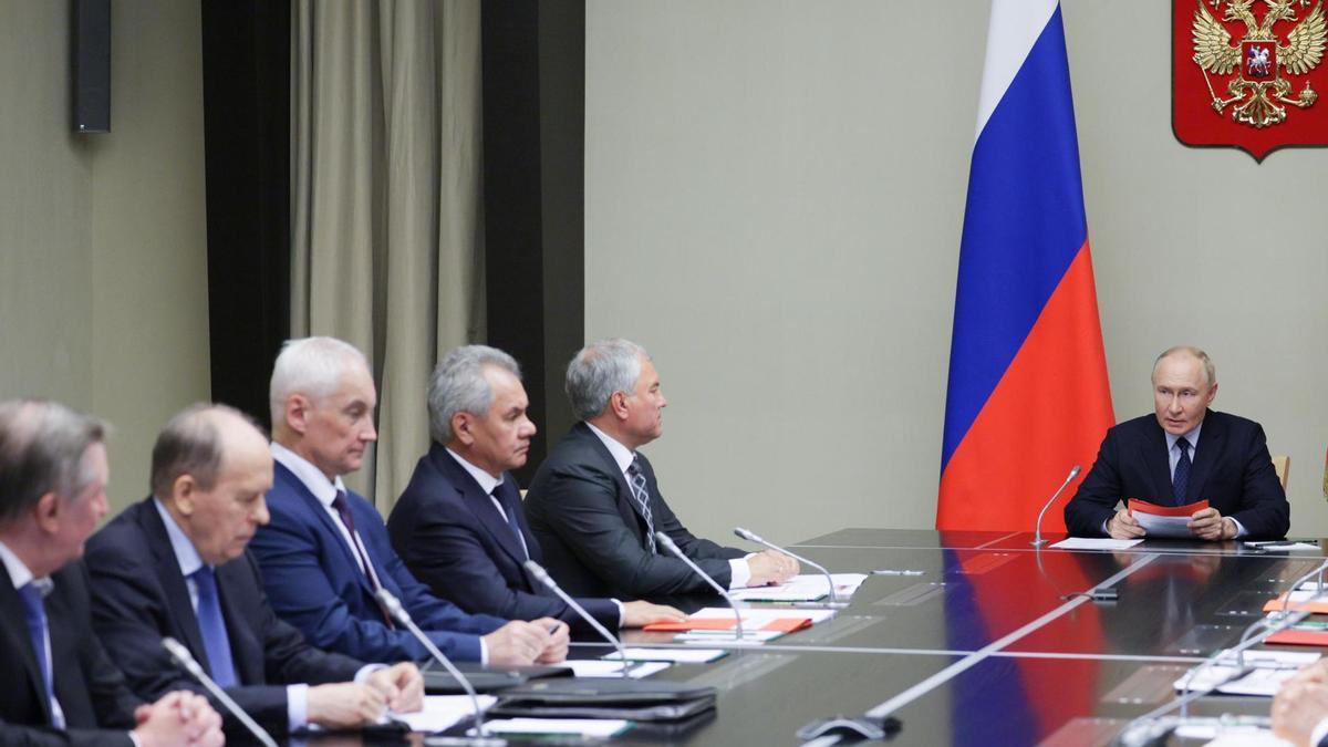 Rusia declara la alerta y manda refuerzos en el cuarto día de incursión de Ucrania sobre su territorio