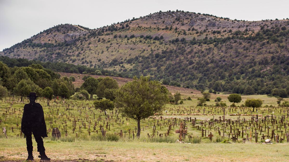 Recreación del cementerio de Saf Hill de la película 'El bueno, el feo y el malo' en le Valle del Arlanza en Burgos