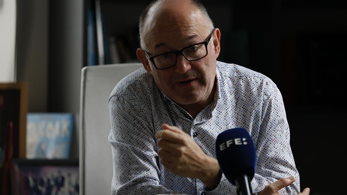 El director del Festival Internacional de Cine de San Sebastián, José Luis Rebordinos, durante la entrevista con EFE en San Sebastián. EFE/ Javi Colmenero