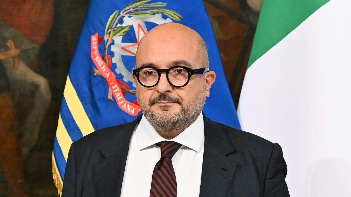 Dimite el ministro de Cultura de Italia en medio de la polémica por el acceso de su amante al Ministerio