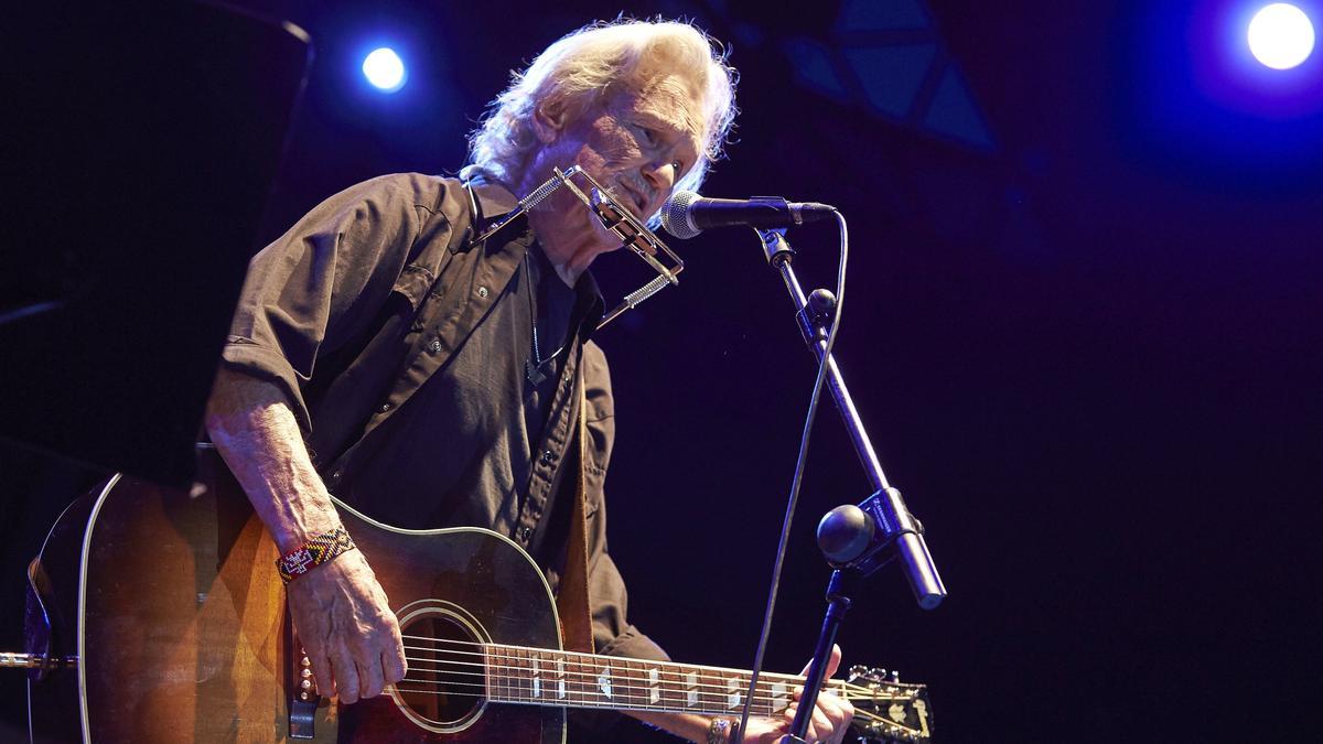 Muere Kris Kristofferson, actor y leyenda de la música country