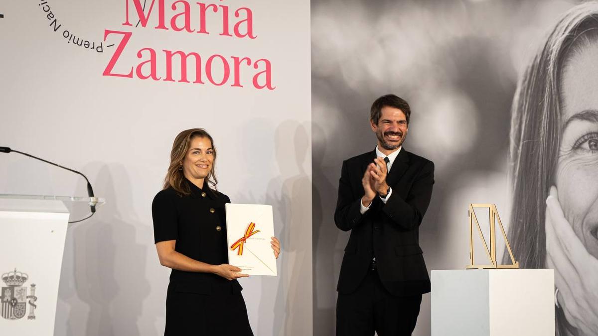 María Zamora recibe el Premio Nacional de Cine: 