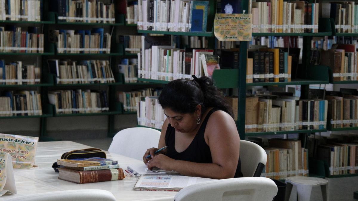 Biblioteca pública del Puerto de Acapulco (México)