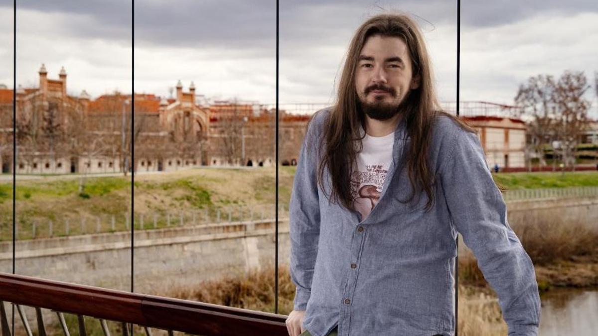 Vox insulta en el Congreso al arqueólogo PutoMikel sin nombrarle: “Transexual disfrazado con aspecto satánico”