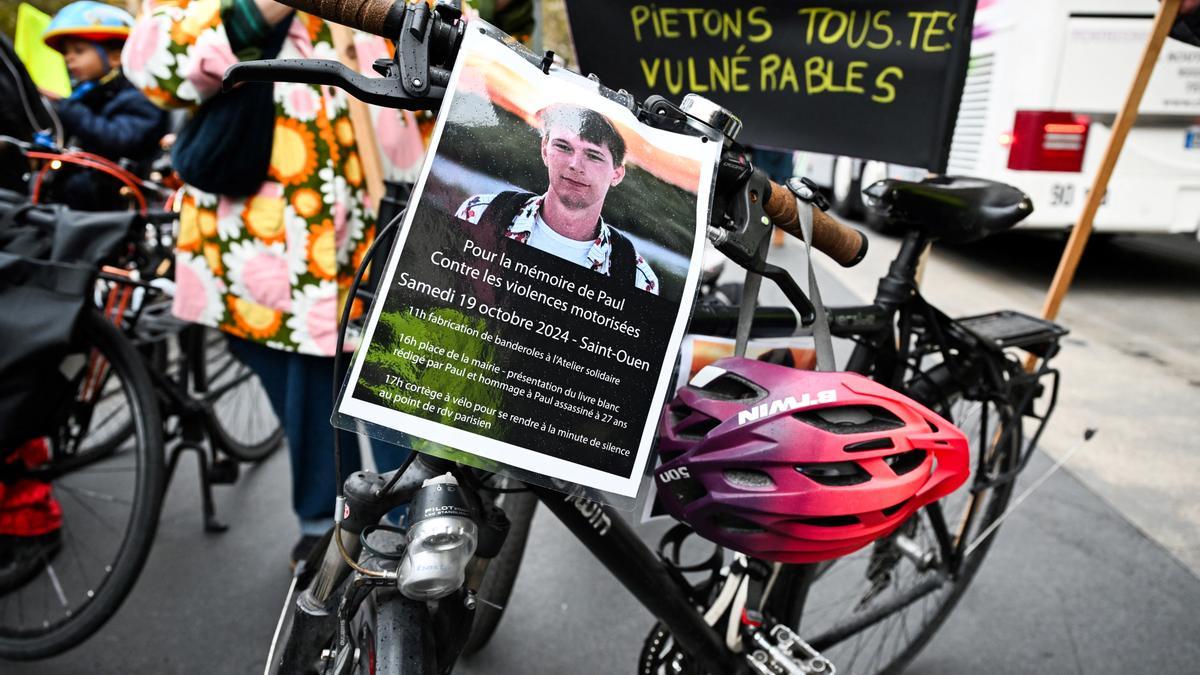 La muerte de un joven ciclista en París reabre el debate sobre la 