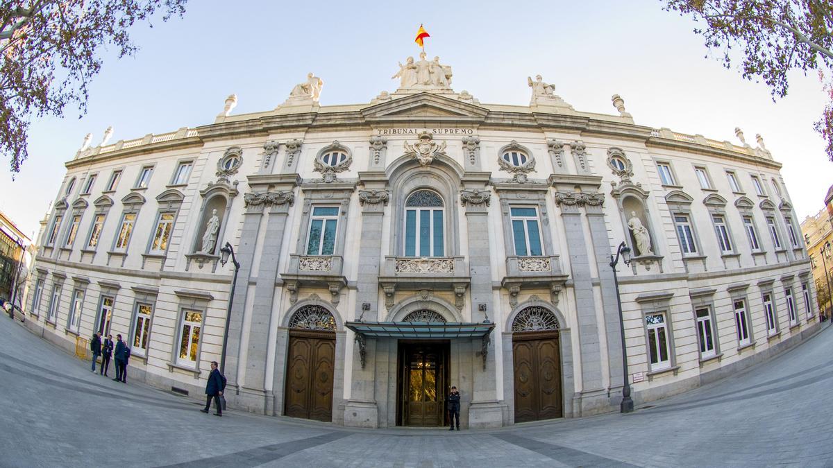 Vista de la fachada del Tribunal Supremo . EFE/Fernando Villar