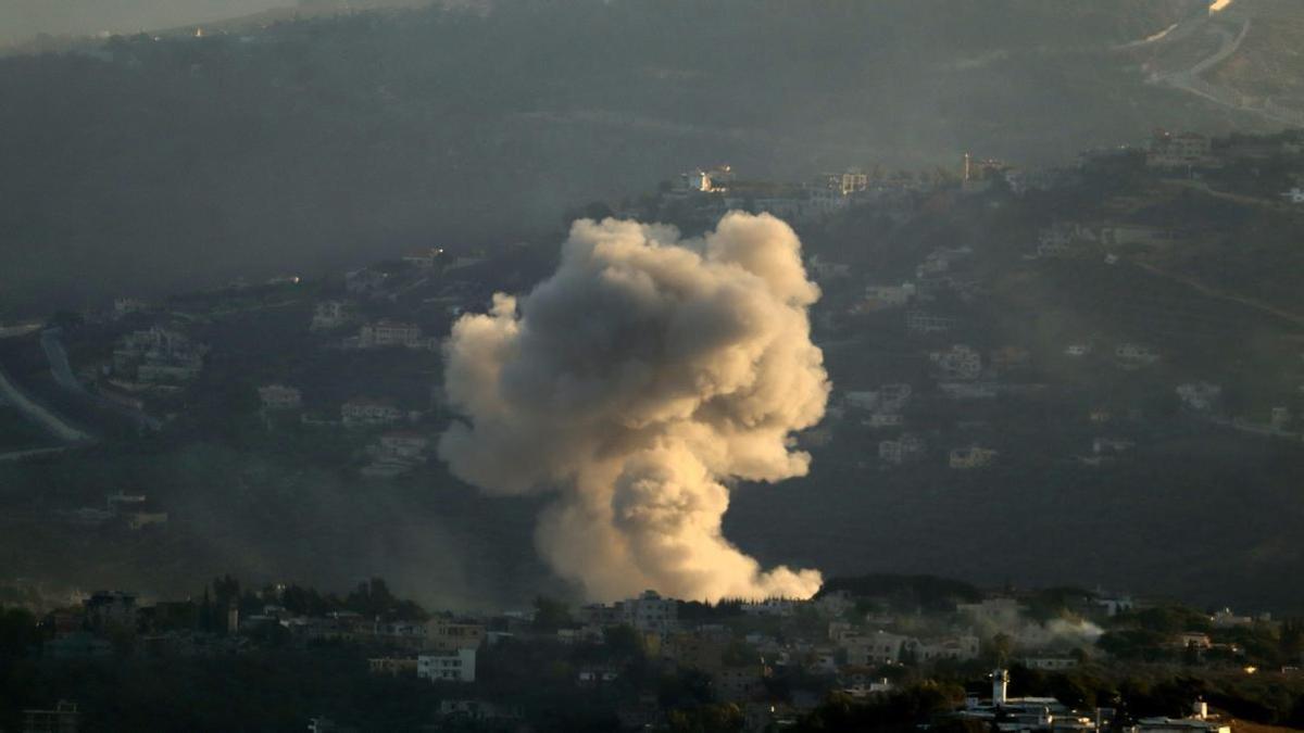 Israel bombardea el centro de Beirut y mata al menos a seis personas mientras avisa de más ataques