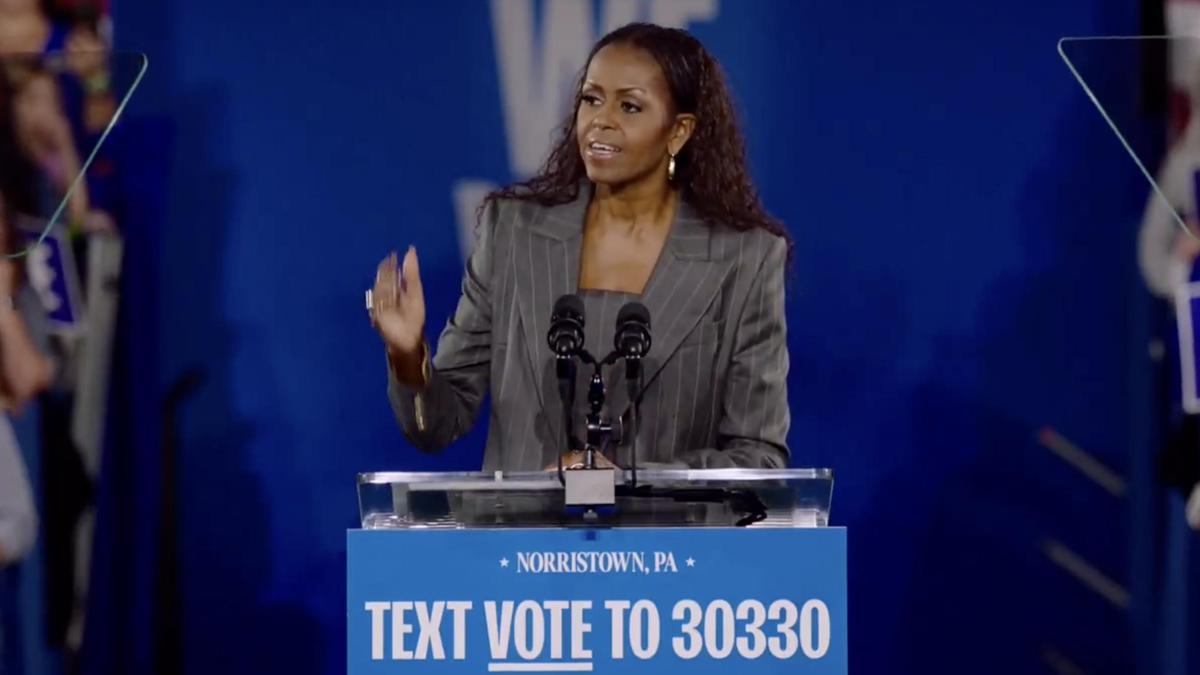 Michelle Obama, sobre Trump en la recta final: “Es un hombre pequeño que intenta sentirse grande echando gasolina”