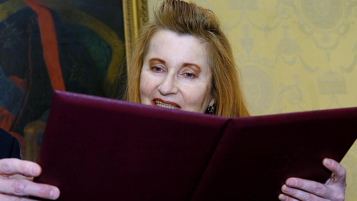 La venganza de la premio Nobel de Literatura de 2004 tras ser acusada y absuelta de evasión fiscal