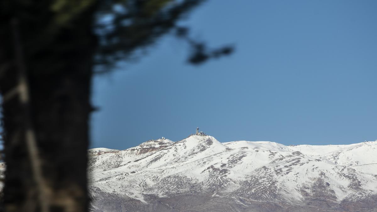 Puesto de observación en lo alto del monte Hermón conquistado por Israel tras la retirada de las tropas siria el 8 de diciembre de 2024.