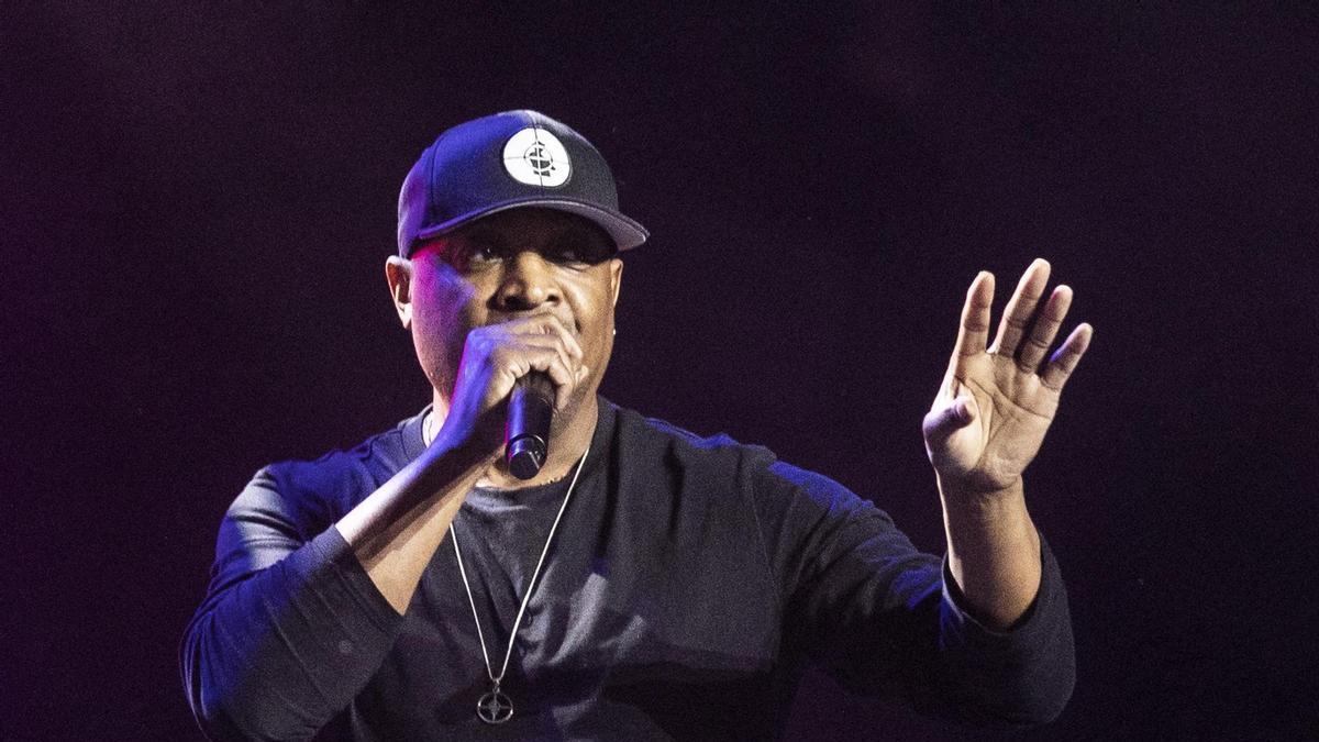 El cantante de Public Enemy pide que se deje de usar su canción 'Burn Hollywood Burn' en vídeos de los incendios de Los Ángeles