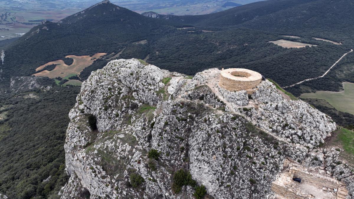 Imagen aérea de la fortaleza de Unzué, donde se han realizado trabajos de arqueología