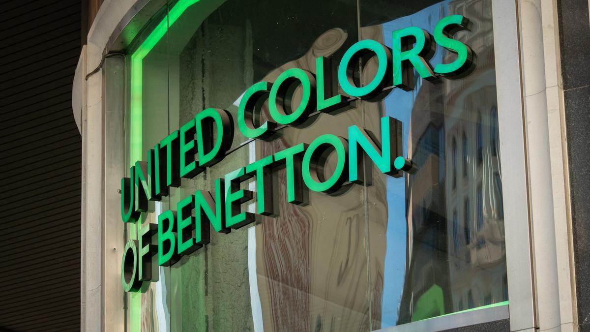 Exterior de una tienda de Benetton en Madrid