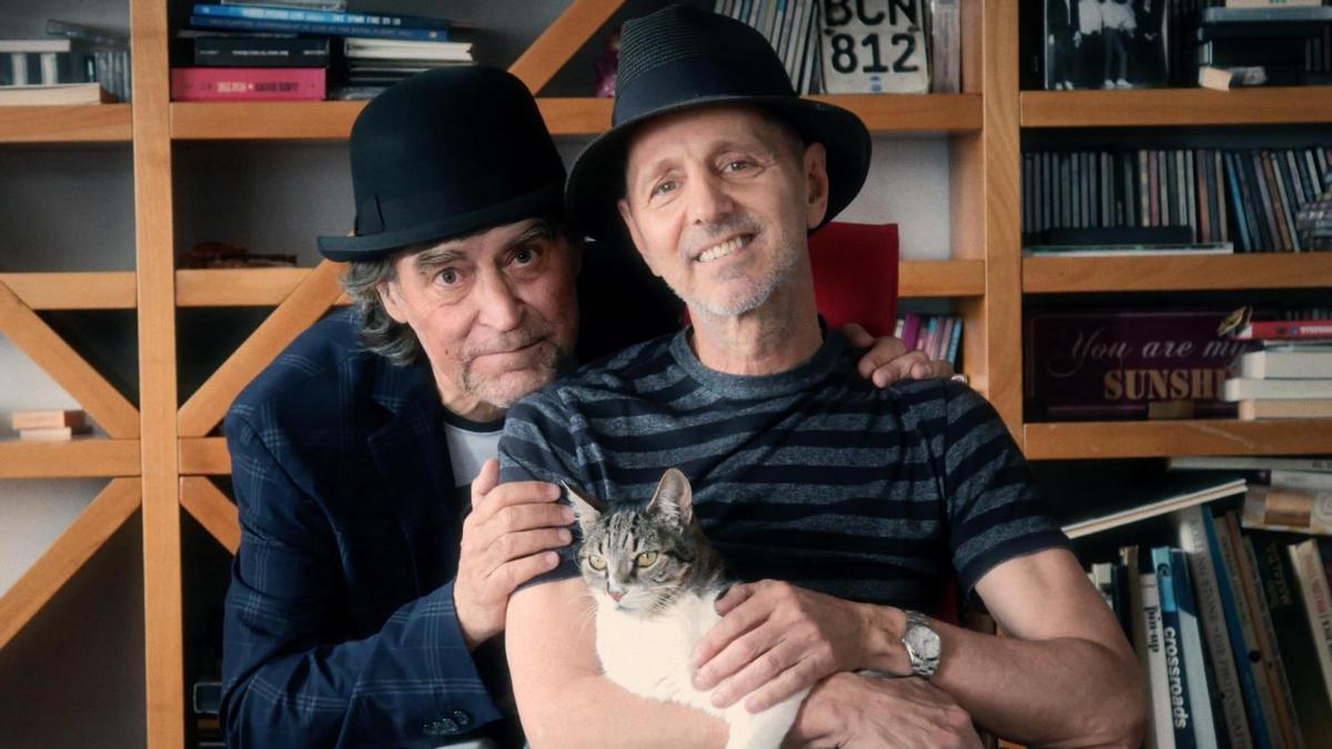 Joaquín Sabina, Alejo Stivel y sus versiones rejuvenecidas con IA cantan juntos en un videoclip