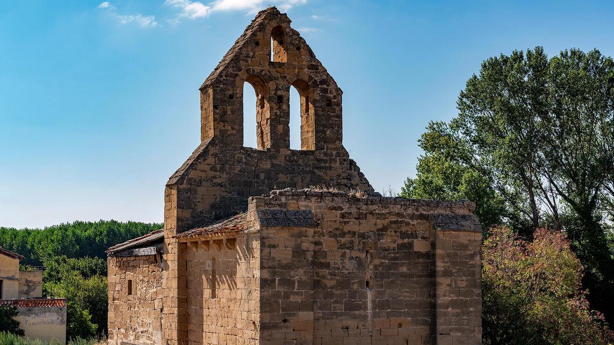 Detalle de la espadaña del templo riojano