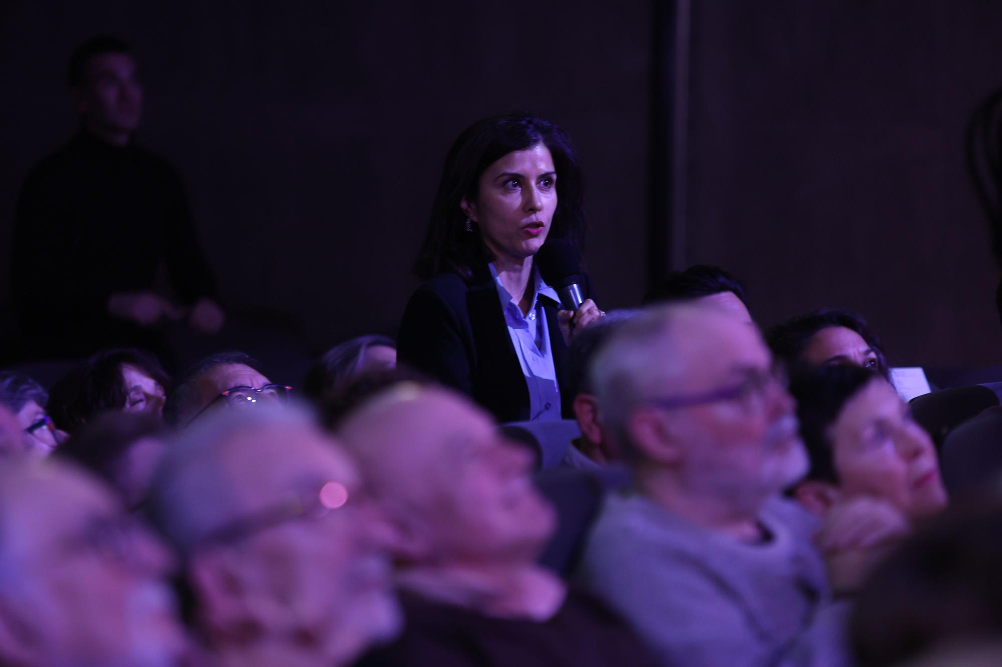 Olga Rodríguez en el evento de celebración de los 100.000 socios y socias de elDiario.es