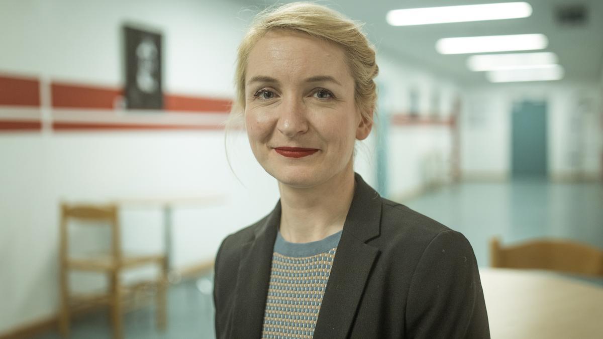 La colíder de Die Linke, Ines Schwerdtner, se presenta como candidata del partido de izquierdas en Lichtenberg.