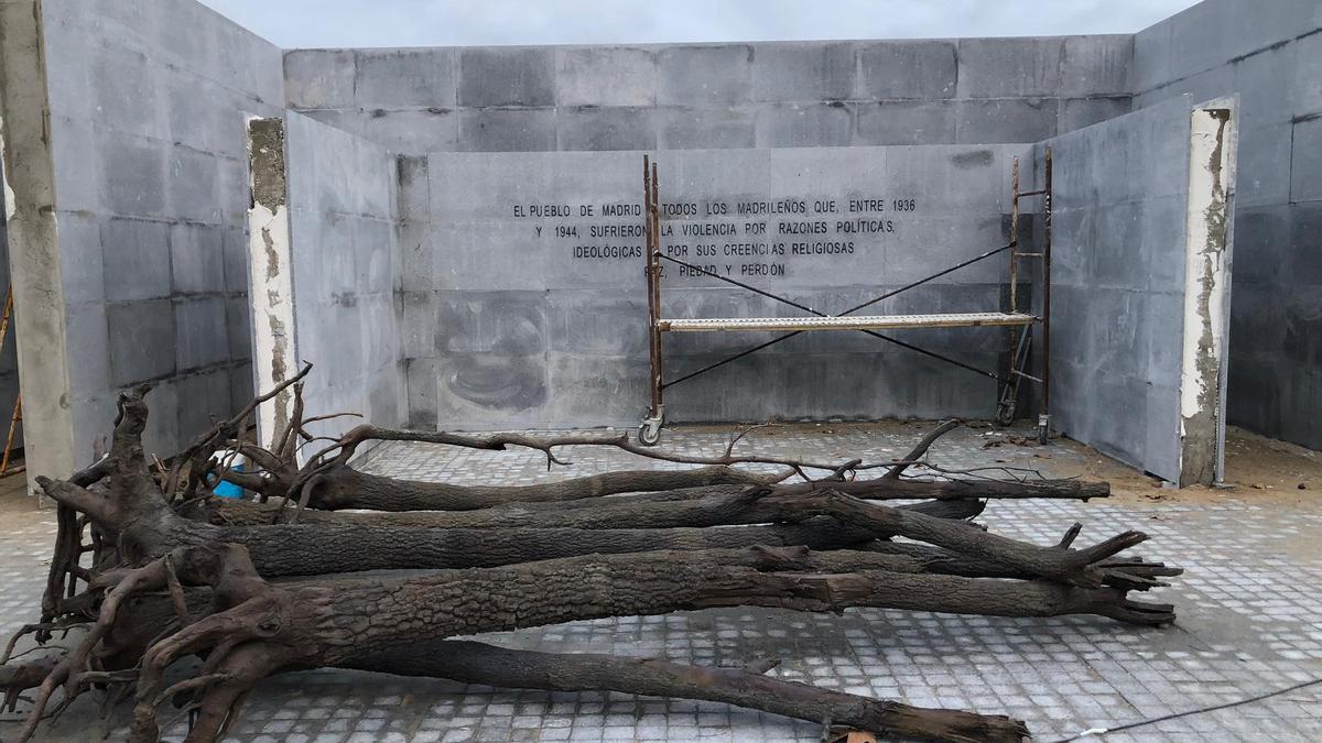 El nuevo memorial en el cementerio de La Almudena