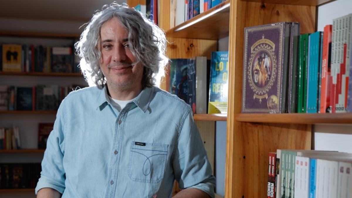 Ignacio Valenzuela, novelista: 