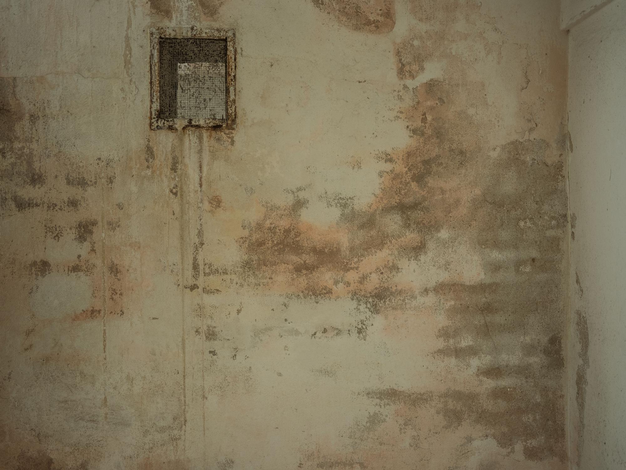 Antesala de la cámara de gas de Mauthausen.