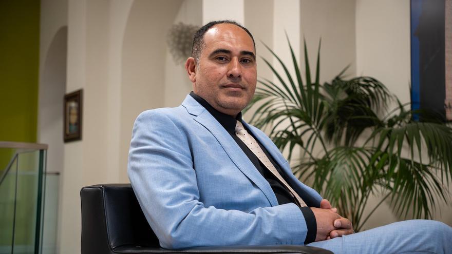 El académico palestino Wesam Amer en Casa Árabe de Madrid, el 10 de abril de 2025.